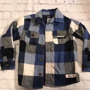 Carters boys fleece lined flannel. Sz 4T. Gently used. Very warm